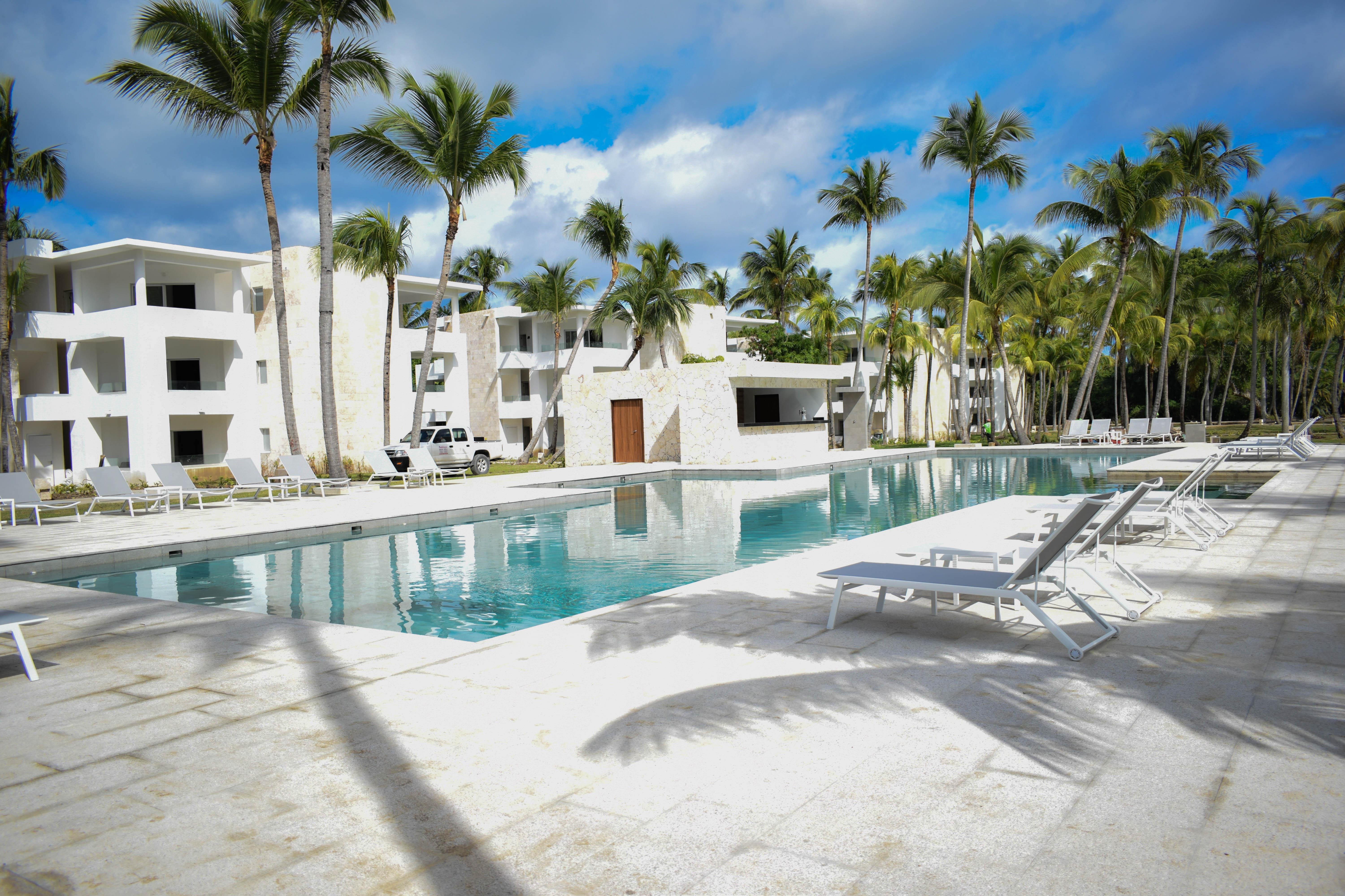 Grand Bavaro Princess All Suites Resort, Spa&Casino Esterno foto The swimming pool at the resort