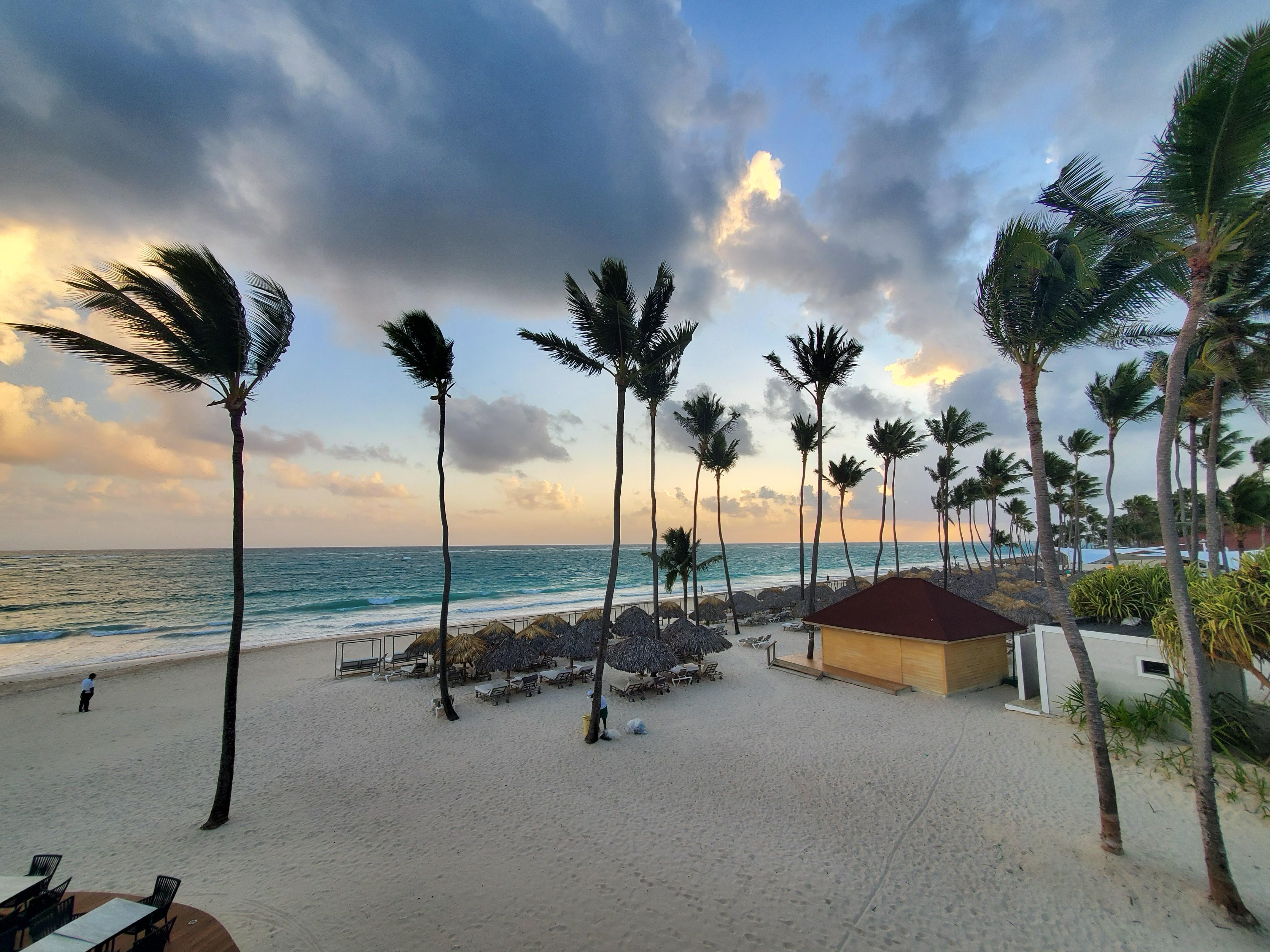 Grand Bavaro Princess All Suites Resort, Spa&Casino Esterno foto Beach at the resort