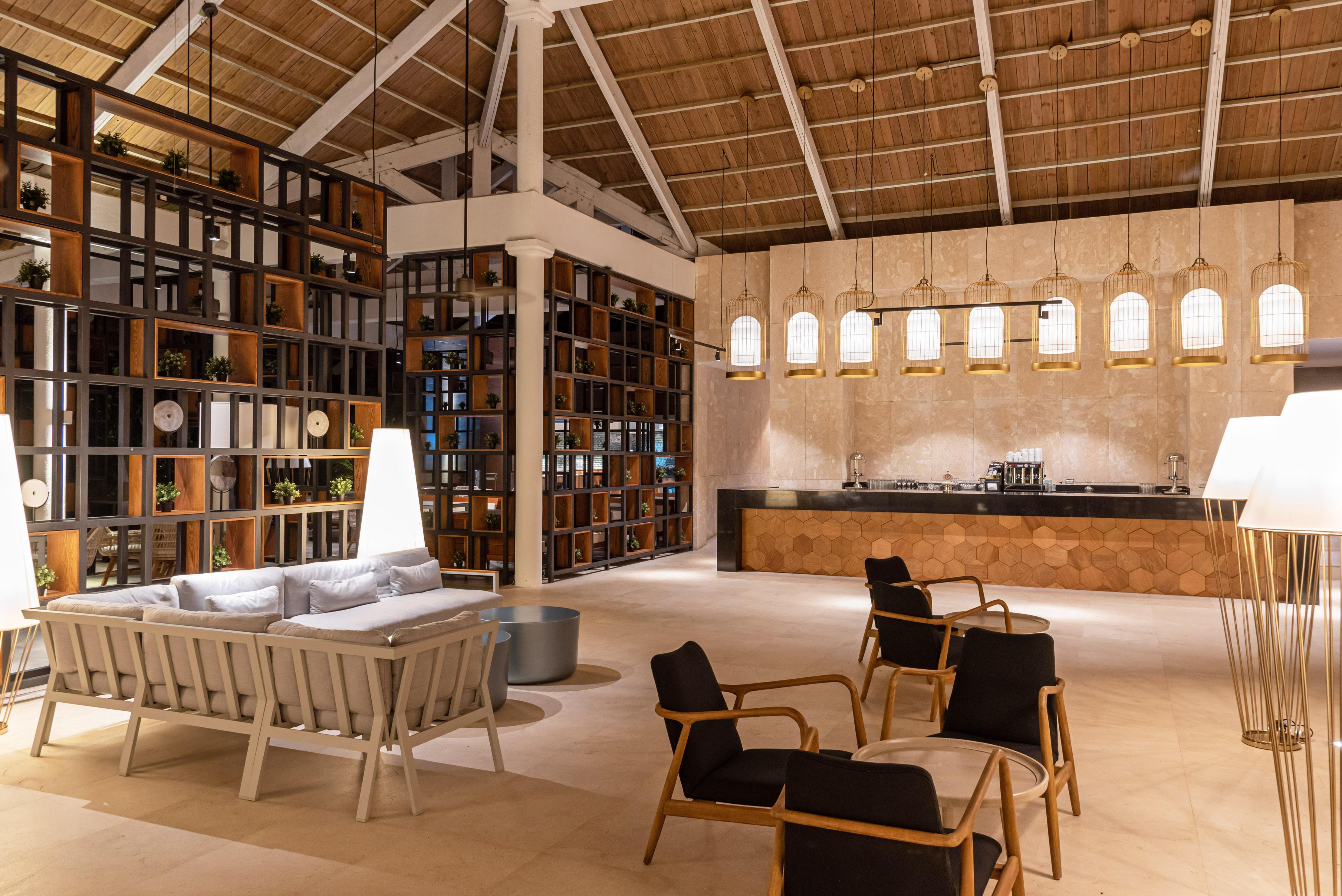 Grand Bavaro Princess All Suites Resort, Spa&Casino Esterno foto Reception area